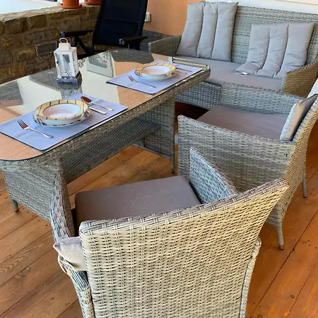 Emma アパート ピラン